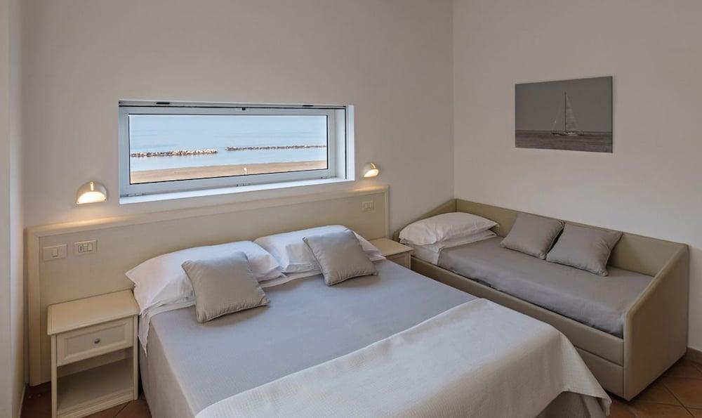 Trevi Family Resort קאטוליקה מראה חיצוני תמונה