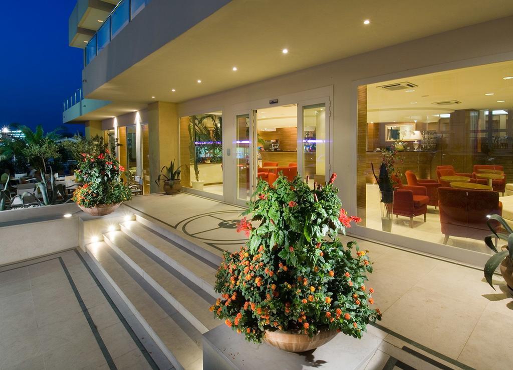 Trevi Family Resort קאטוליקה מראה חיצוני תמונה
